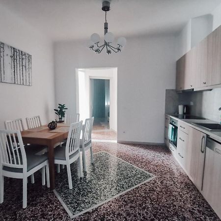 Rodies Apartment Chalkís Kültér fotó